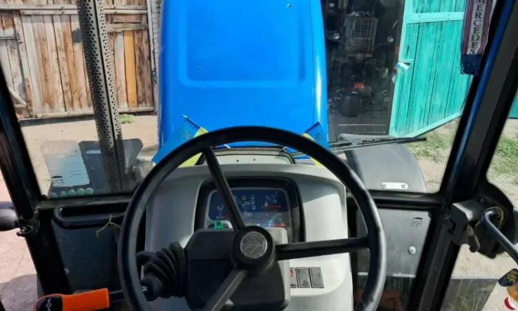 Трактор New Holland TD 5.110 - фото № 5