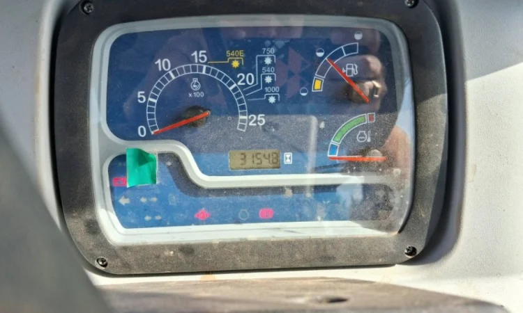 Трактор New Holland TD 5.110 - фото № 4