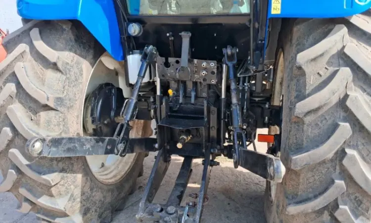 Трактор New Holland TD 5.110 - фото № 13