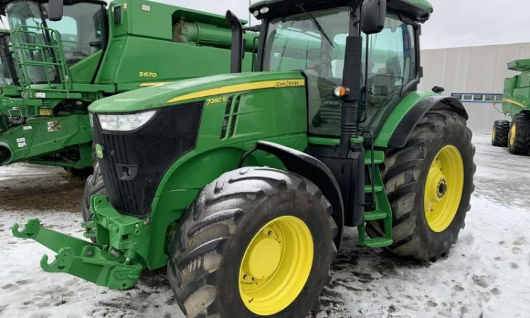 Трактор John Deere 7260R - фото № 2