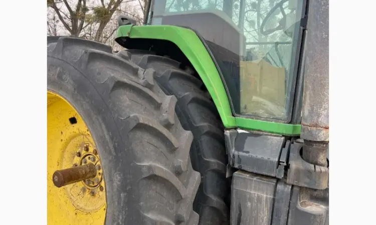 Трактор John Deere 8400 - фото № 5