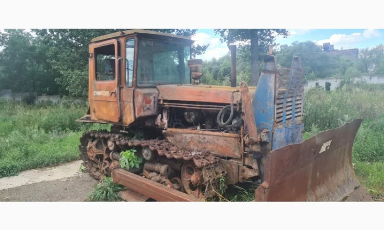 Продам на запчастини гусеничний трактор ДТ-75 - фото № 2