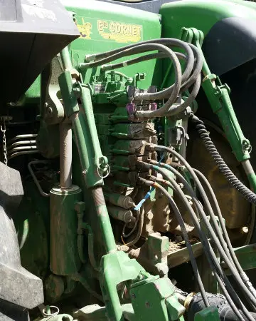 Трактор John Deere 8310 R 2014 года - фото № 2