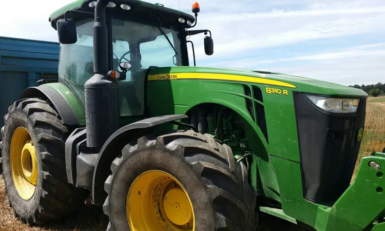 Трактор John Deere 8310 R 2014 года - фото № 5
