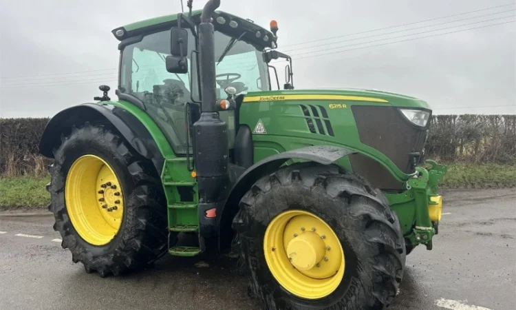 Трактор John Deere 6215R 2020 рік - фото № 1