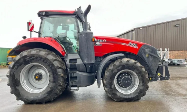 CASE IH Magnum 340 AFS Connect 2021 р - фото № 2
