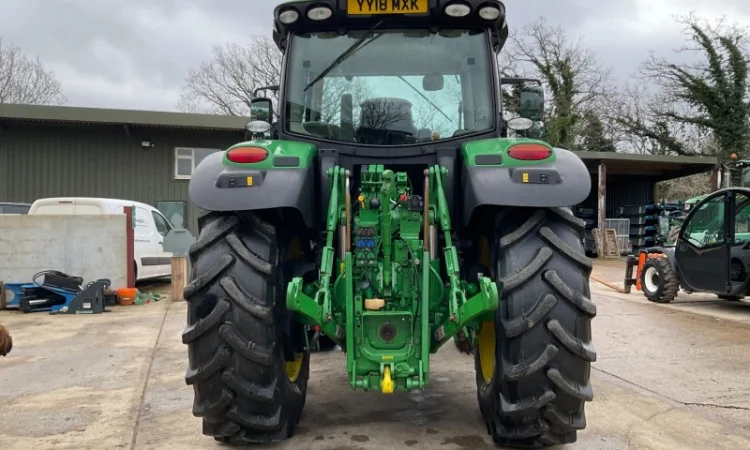 John Deere 6195R Premium 2018 р - фото № 2
