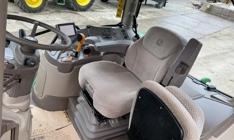John Deere 6195R Premium 2018 р - фото № 3