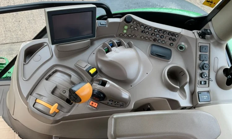 John Deere 6195R Premium 2018 р - фото № 4