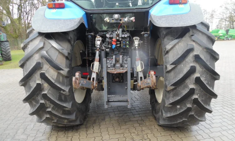 Трактор New Holland TM 150 2001 года - фото № 5