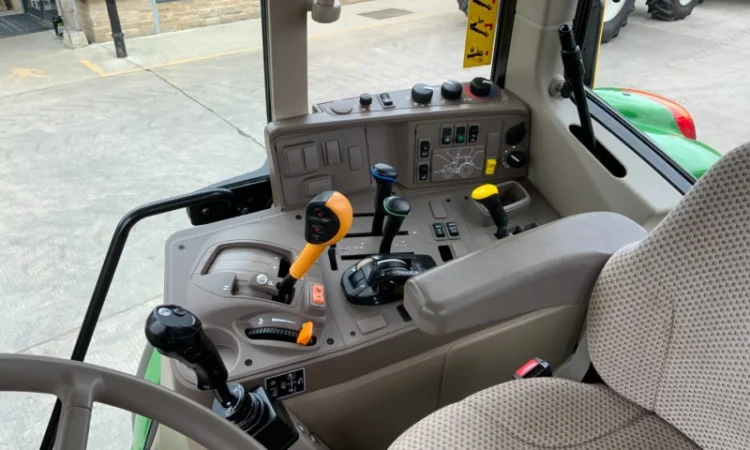 Трактор John Deere 6130М 2016 рік - фото № 10
