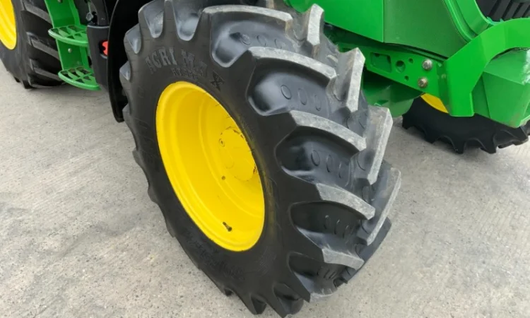 Трактор John Deere 6130М 2016 рік - фото № 5