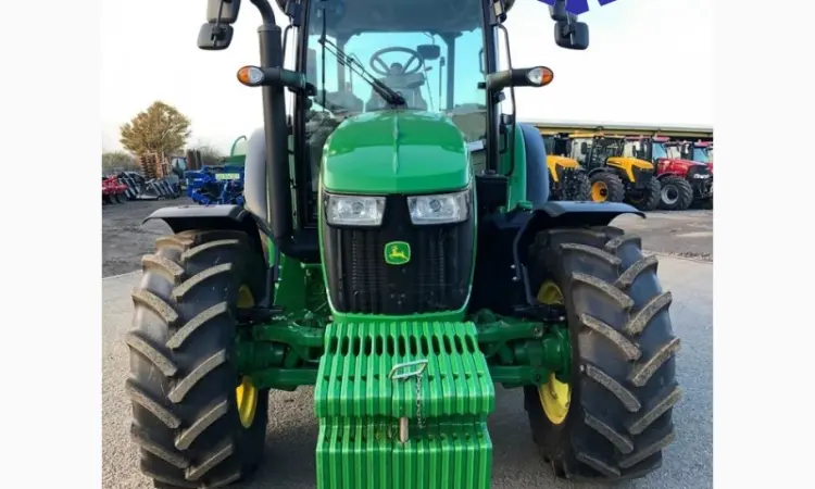 Трактор John Deere 5125R 2019 года - фото № 6