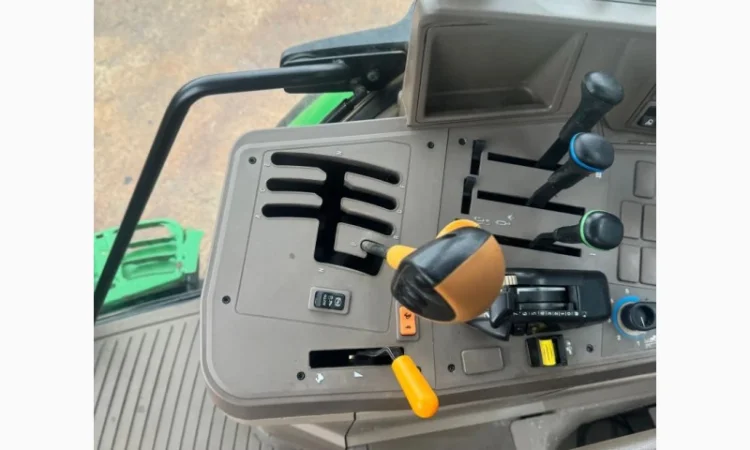 John Deere 6115M 2014 рік - фото № 11