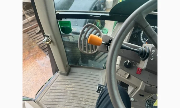 John Deere 6115M 2014 рік - фото № 12