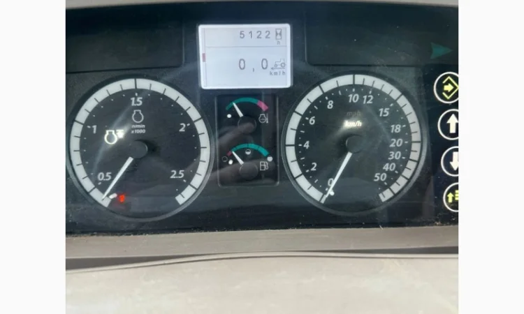 John Deere 6115M 2014 рік - фото № 13