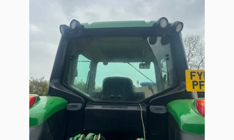 John Deere 6115M 2014 рік - фото № 6