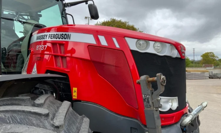 Massey Ferguson 8737 DYNA-VT 2015 р - фото № 6