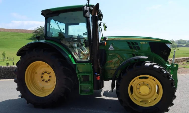John Deere 6130R - фото № 7