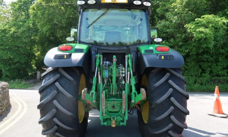 John Deere 6130R - фото № 8
