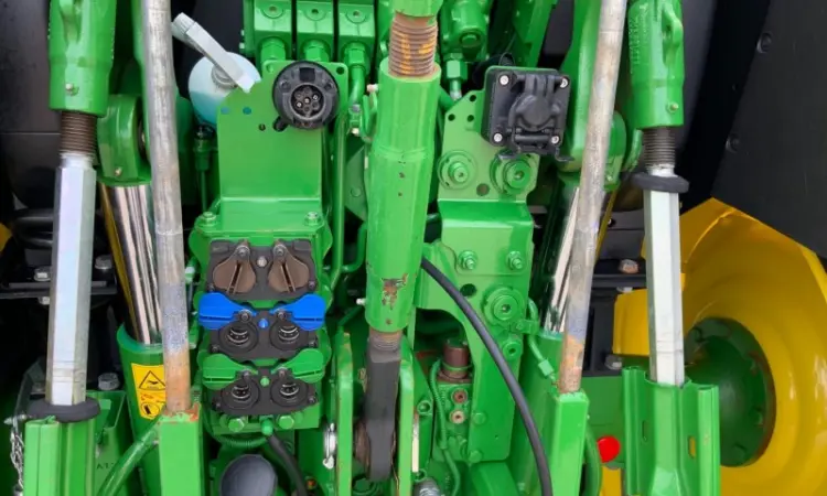 John Deere 6130R 2021 р - фото № 6