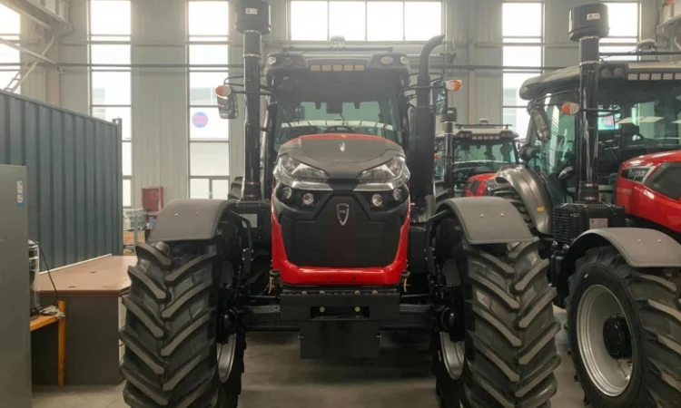 Трактор колісний RAGNAR R200 (200 к.с.) - фото № 1