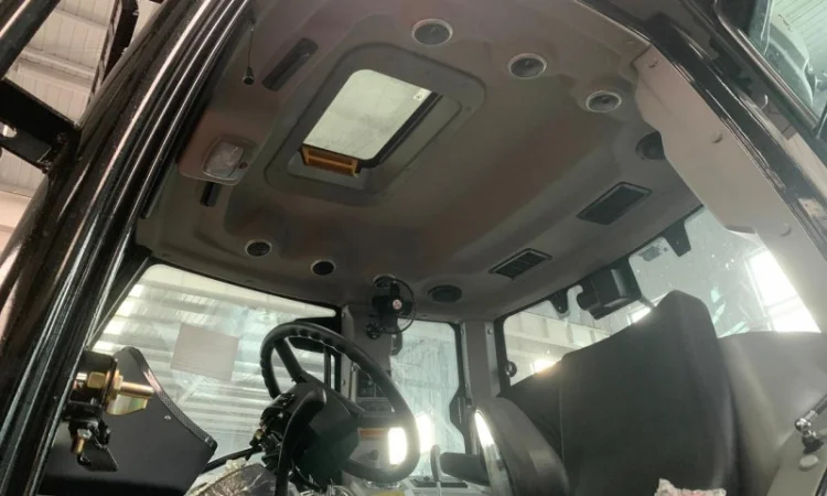 Трактор колісний RAGNAR R200 (200 к.с.) - фото № 4