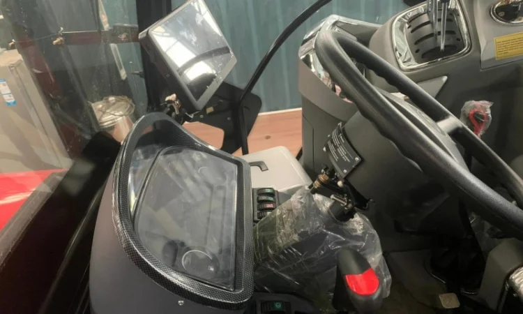 Трактор колісний RAGNAR R200 (200 к.с.) - фото № 5