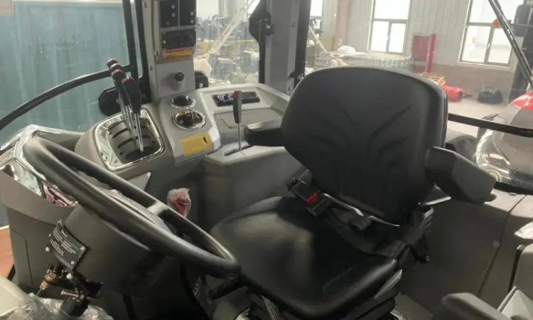 Трактор колісний RAGNAR R220 (220 к.с.) - фото № 8