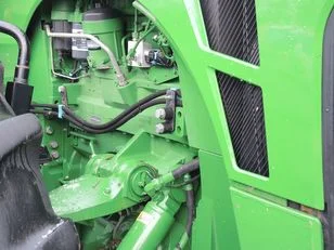 Колісний трактор JOHN DEERE 8345R Фото: колісний трактор JOHN DEERE 8345R 1/8 - фото № 3