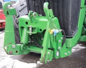 Колісний трактор JOHN DEERE 8345R Фото: колісний трактор JOHN DEERE 8345R 1/8 - фото № 4