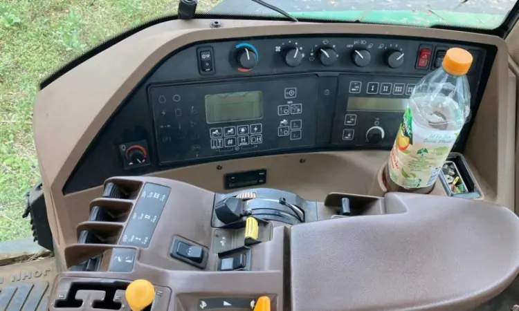 Трактор John Deere 8400 - фото № 6