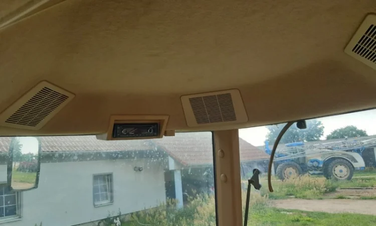 Трактор John Deere 8400 - фото № 7