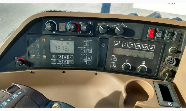 7000 м.ч. 2005 г трактор John Deere 8520 (335 л.с.) из США б/у купить - фото № 5