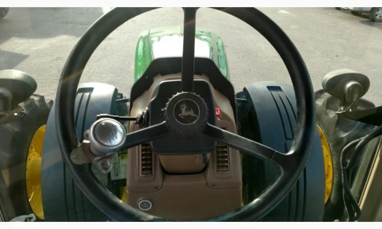 7000 м.ч. 2005 г трактор John Deere 8520 (335 л.с.) из США б/у купить - фото № 2