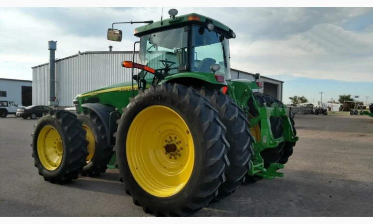 7000 м.ч. 2005 г трактор John Deere 8520 (335 л.с.) из США б/у купить - фото № 13