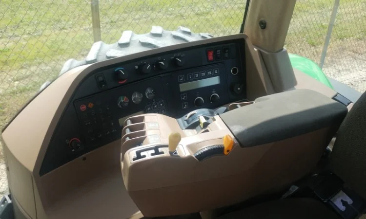 7175 м.ч. Американский трактор Джон Дир John Deere 8300 - фото № 7