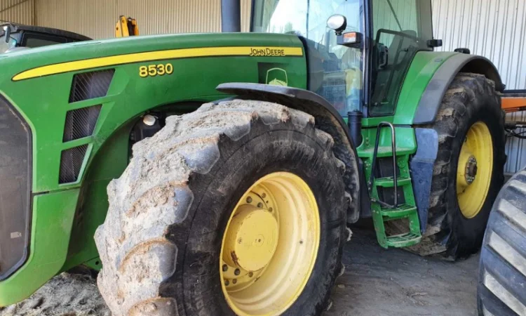 Трактор John Deere 8530 - фото № 10