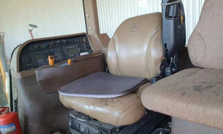 Трактор John Deere 8530 - фото № 6