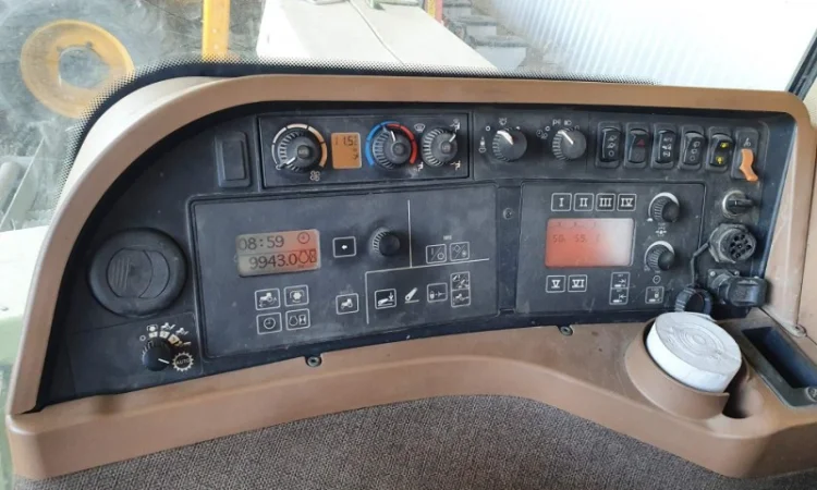 Трактор John Deere 8530 - фото № 8