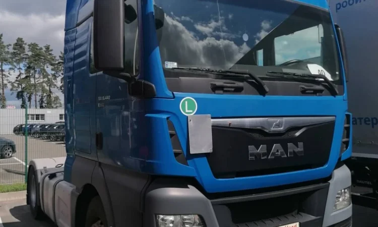 БУ MAN TGX 18.440 BLS 4Х2 (седельный тягачи 2015-2016) Киев с НДС и гарантией (автомобиль - фото № 3