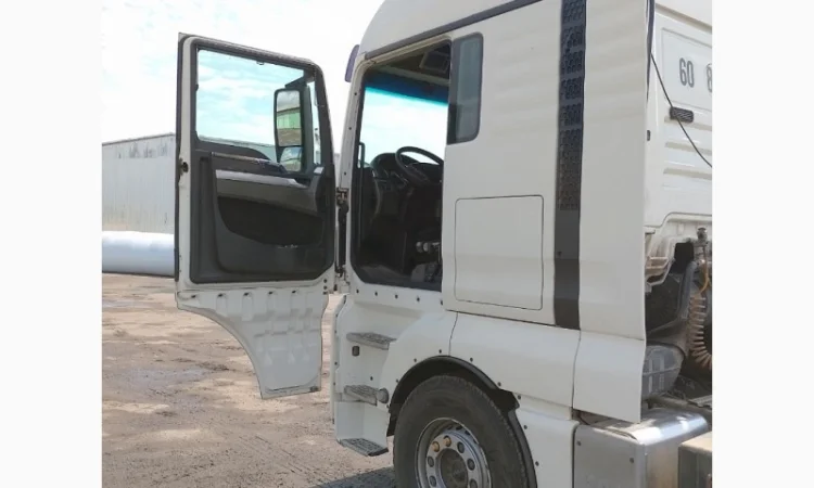 Man TGX 18.440 2010 4x2 - фото № 17