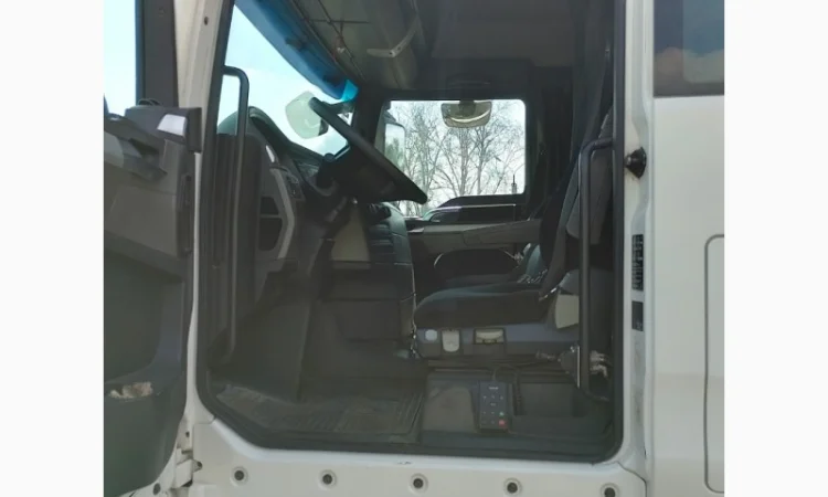 Man TGX 18.440 2010 4x2 - фото № 16