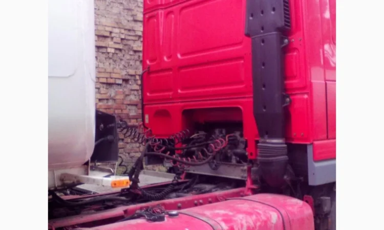 Продам седельный тягач ДАФ 105 460 - фото № 1