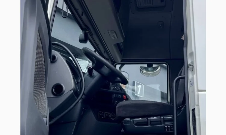 Euro 6 тягач Daf XF 106 FT - 2015 рік - фото № 11