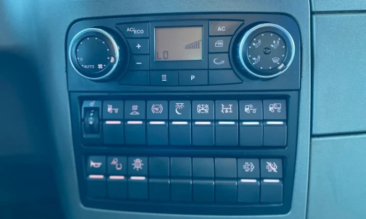 EURO 6 тягач MAN TGX 18.480 - 2014 рік - фото № 8