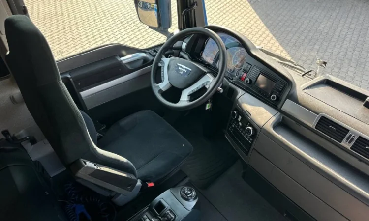 EURO 6 тягач MAN TGX 26.440 - фото № 8