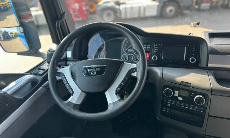 EURO 6 тягач MAN TGX 26.440 - фото № 13