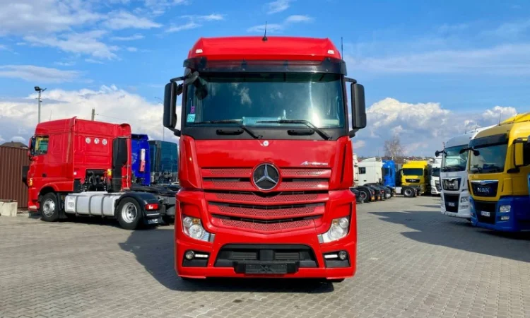 Тягач mercedes-benz actros - 2014 рік - фото № 19