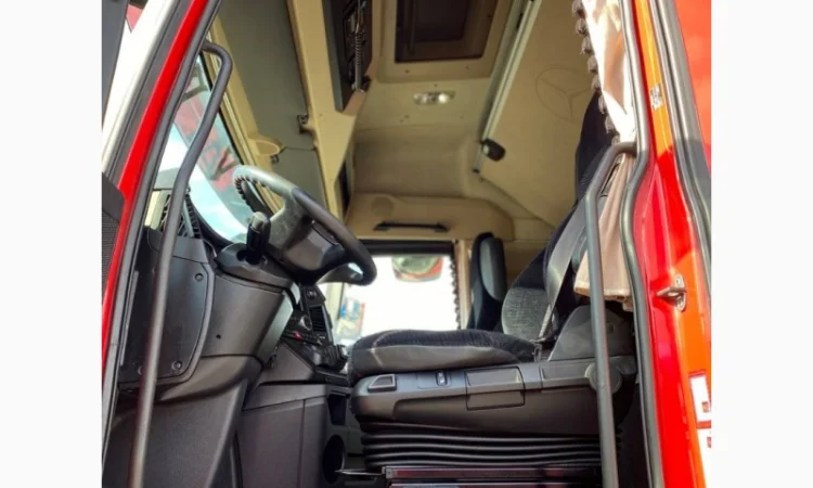 Тягач mercedes-benz actros - 2014 рік - фото № 10